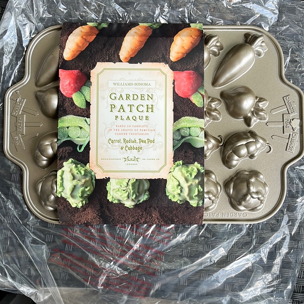 COPY - Cake Pan- garden Patch NordicWare
